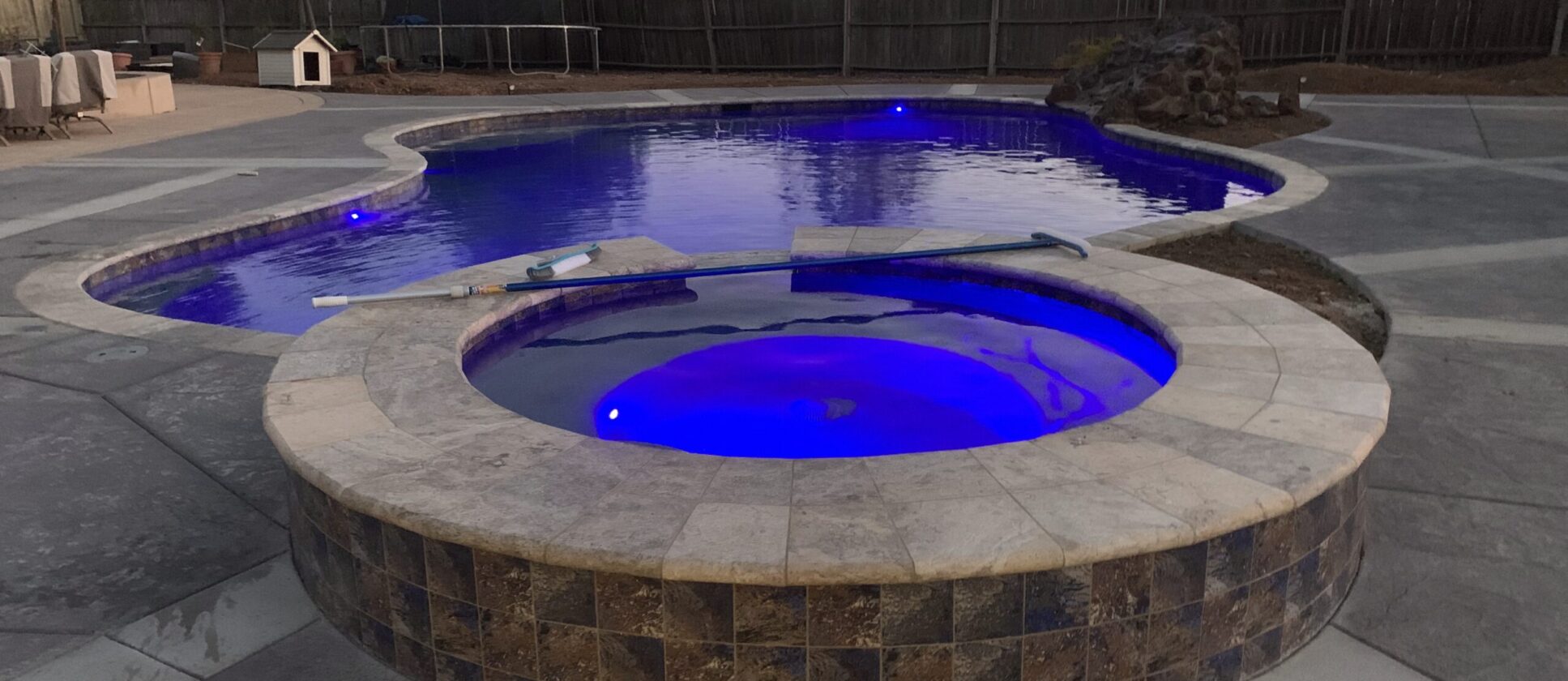 Blue Pool and Spa (7)